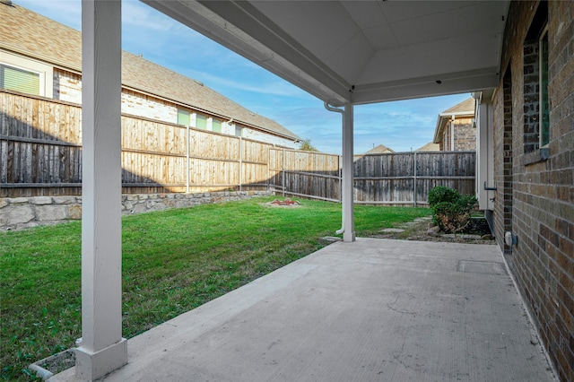 view of yard with a patio area