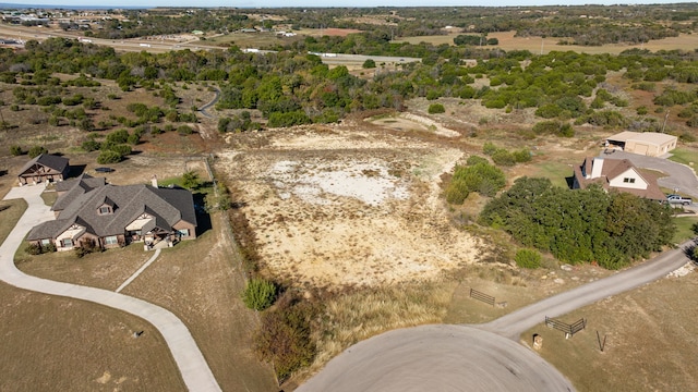 Listing photo 3 for 833 N Savage Creek Ln, Weatherford TX 76087