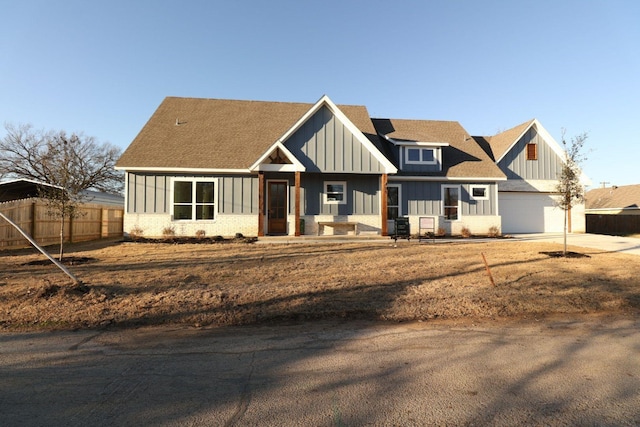 view of front of house featuring a garage