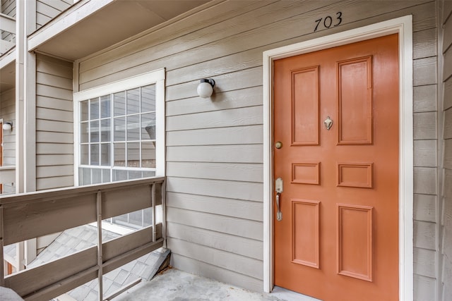 view of property entrance