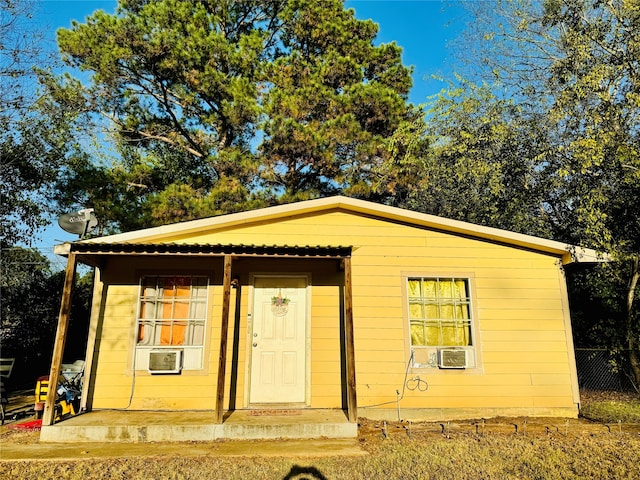 view of outdoor structure with cooling unit