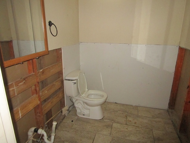 bathroom featuring toilet