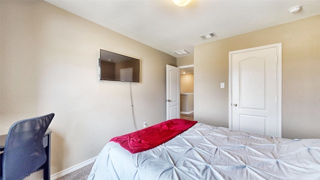 bedroom featuring carpet flooring