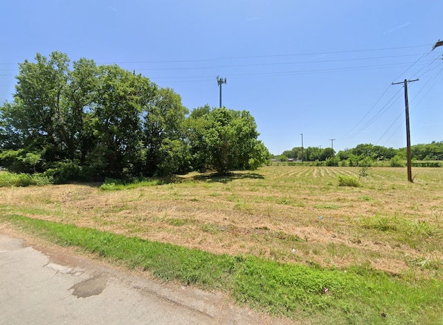 Listing photo 2 for 1ST Pine St, Commerce TX 75428