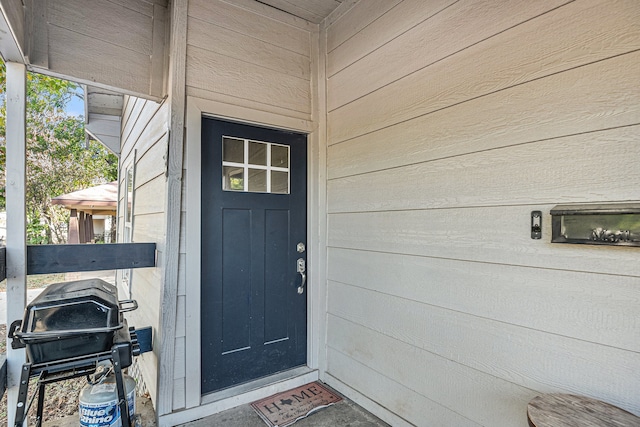 view of entrance to property