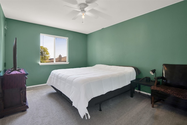 bedroom with carpet flooring and ceiling fan