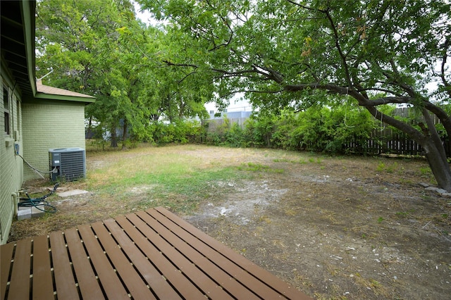 view of yard with central AC