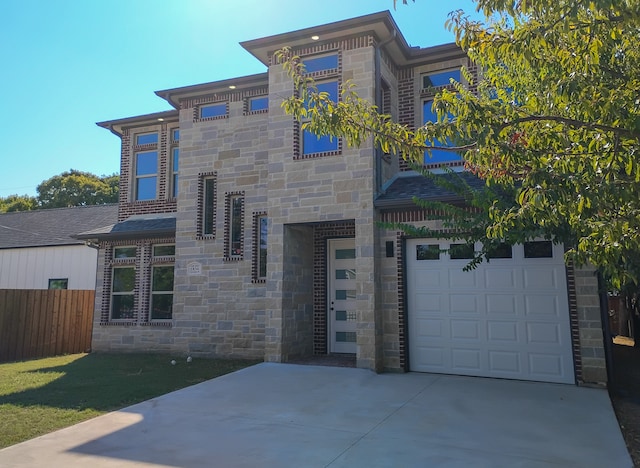 view of front facade with a garage