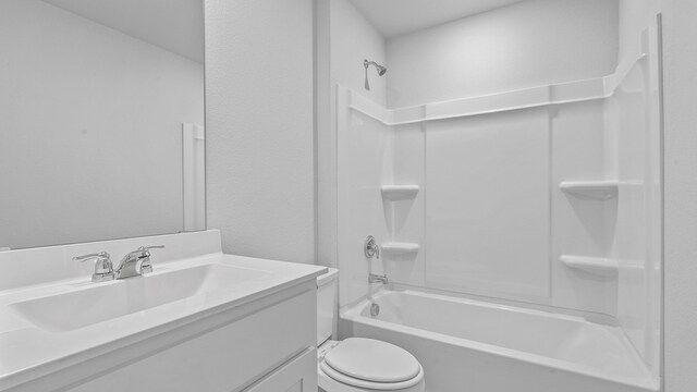 full bathroom featuring vanity, toilet, and shower / bathing tub combination