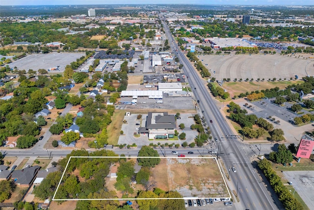 706 E Rogers St, Arlington, TX 76011 - aerial view of property's location with property parcel outlined
