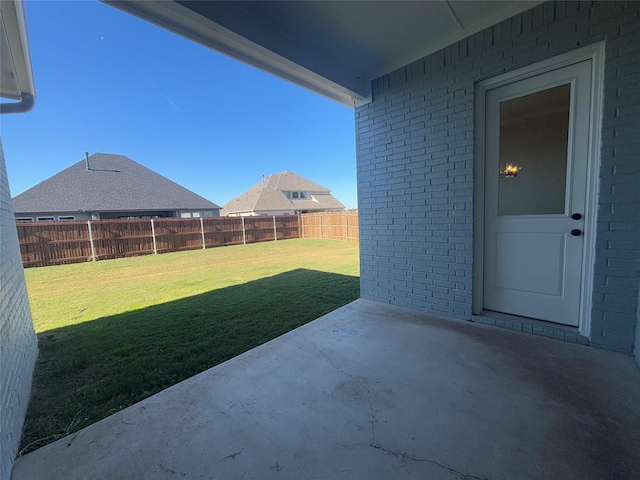 view of yard with a patio area