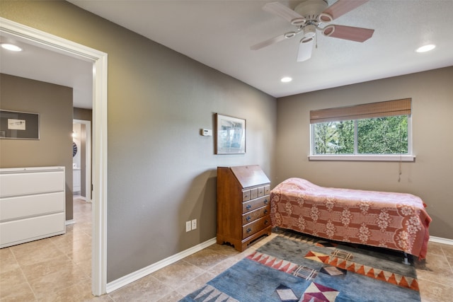 bedroom with ceiling fan