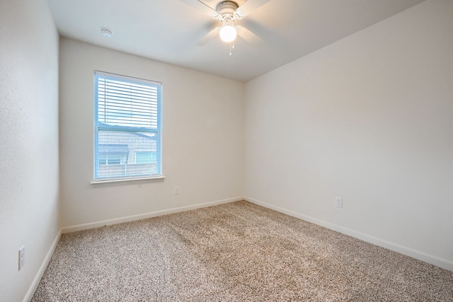 unfurnished room with carpet floors and ceiling fan