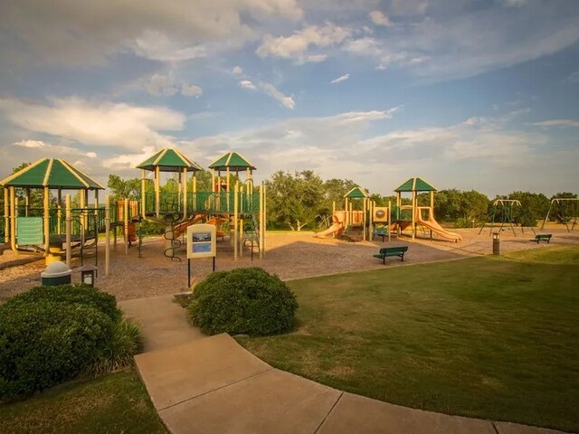 8405 Gullane St, Cleburne, TX 76033