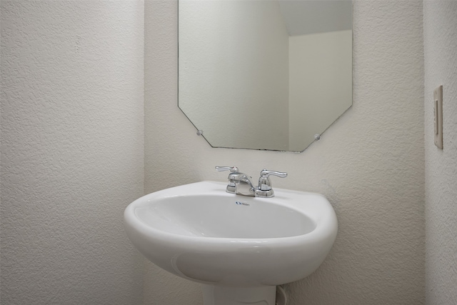 bathroom with sink