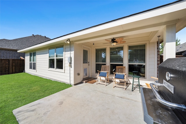 view of patio with ceiling fan