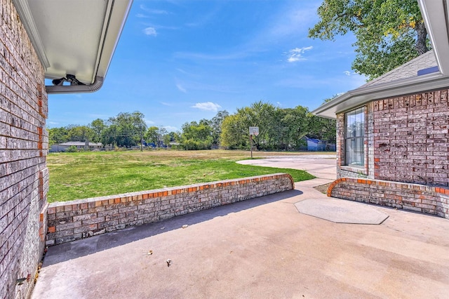 608 N Ave, Whitesboro, TX 76273 - view of patio