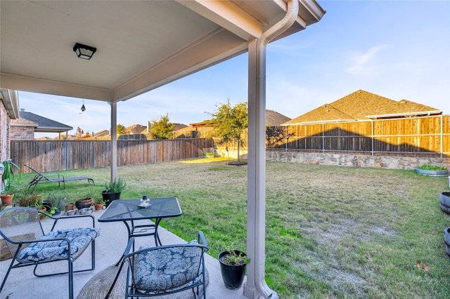 view of yard with a patio