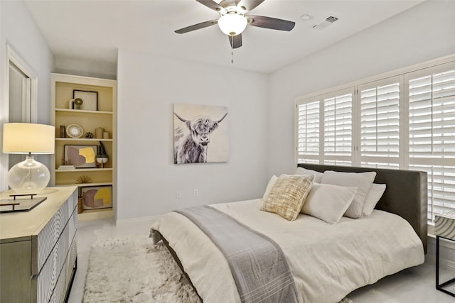 bedroom featuring ceiling fan