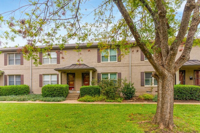 view of townhome / multi-family property