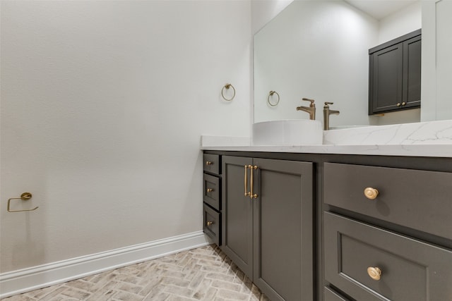 laundry area featuring gas dryer hookup, electric dryer hookup, cabinets, and washer hookup