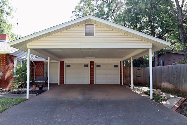 view of front facade with a carport