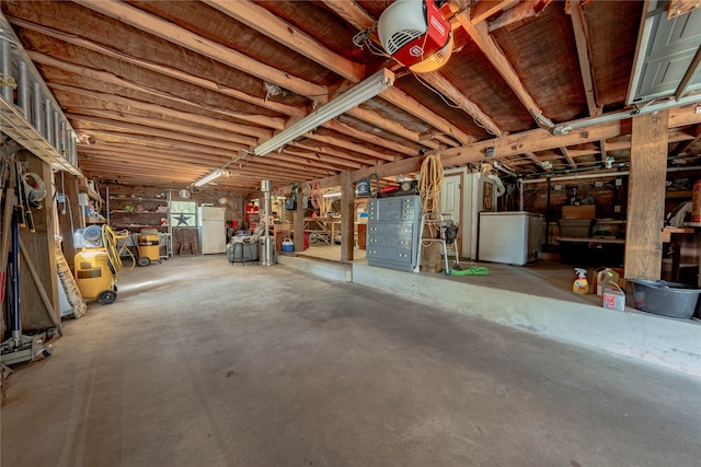 basement featuring washer / clothes dryer