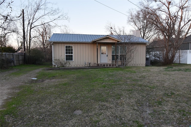 exterior space with a lawn