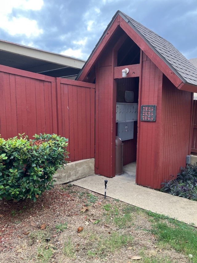 view of outbuilding