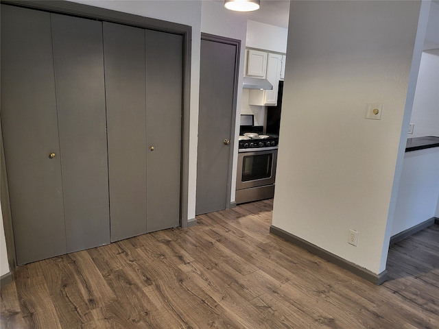 interior space with light hardwood / wood-style flooring