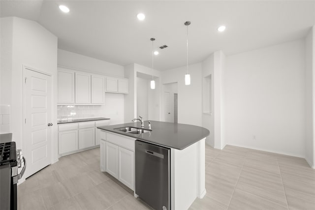 kitchen with white cabinetry, a kitchen island with sink, hanging light fixtures, sink, and stainless steel dishwasher