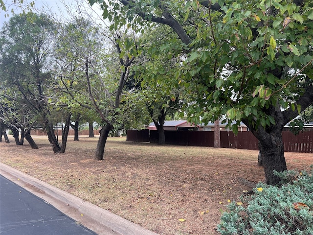 Listing photo 2 for TBD Hurstview, Hurst TX 76054