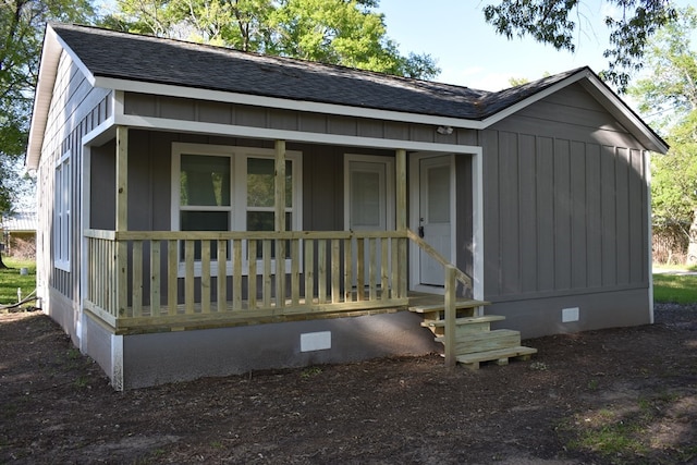 view of front of home with a porch