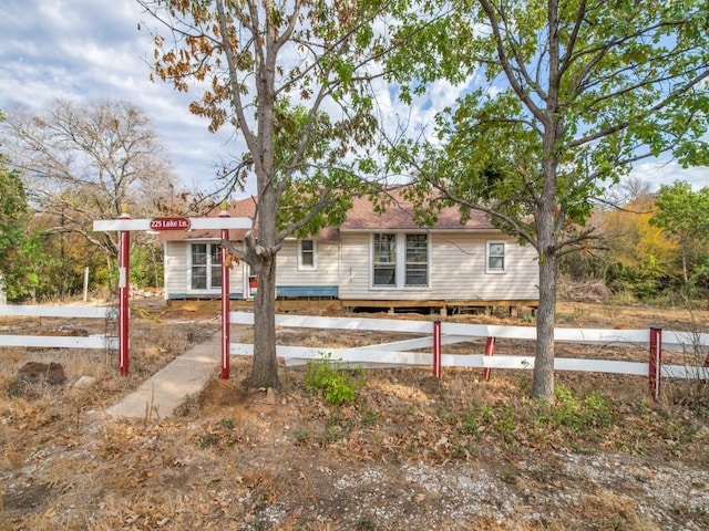 view of front of house