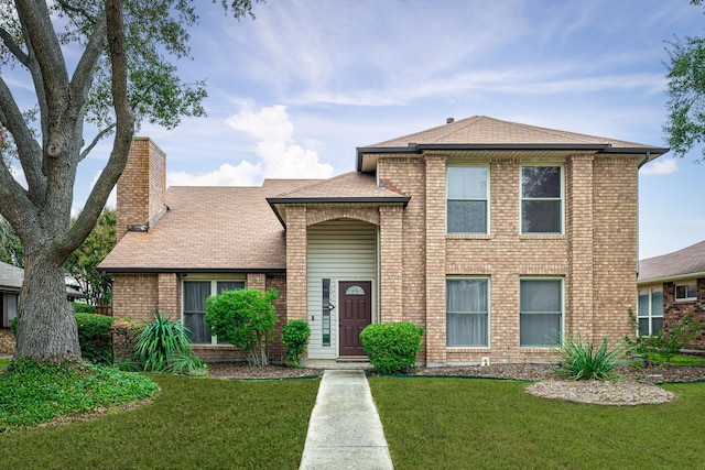 view of front of house featuring a front yard