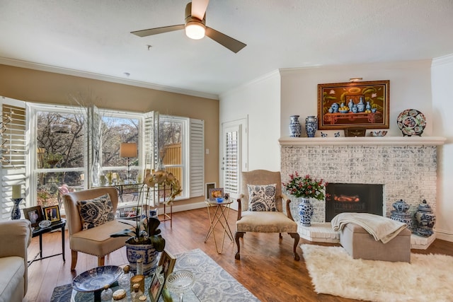 kitchen featuring stainless steel appliances, backsplash, pendant lighting, sink, and ceiling fan