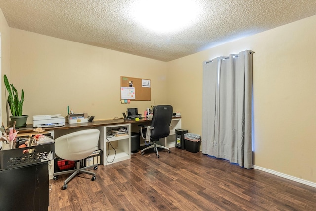 418 Mcmurtry Dr, Arlington, TX 76002 - office area with wood finished floors, a textured ceiling, and baseboards