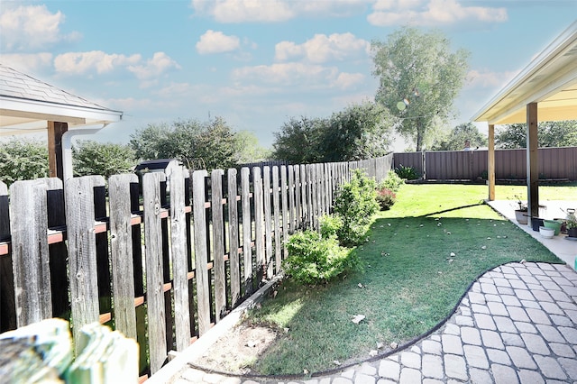 view of yard with a patio area