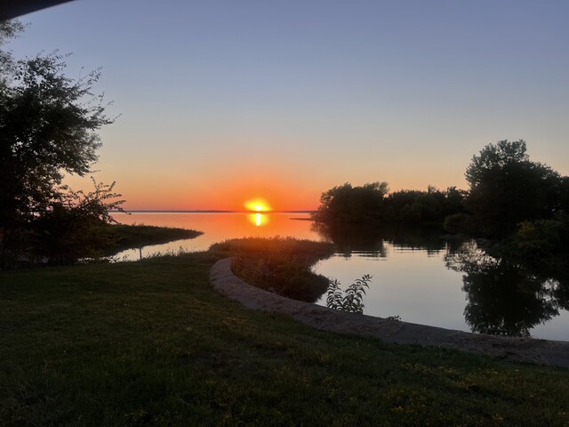 488 Briggs Blvd, East Tawakoni, TX 75472 - water view