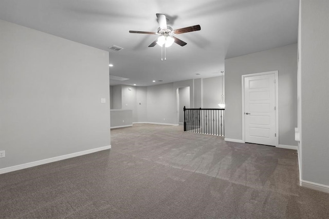 empty room featuring ceiling fan