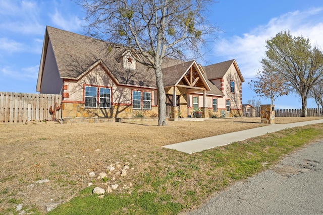 view of front of house