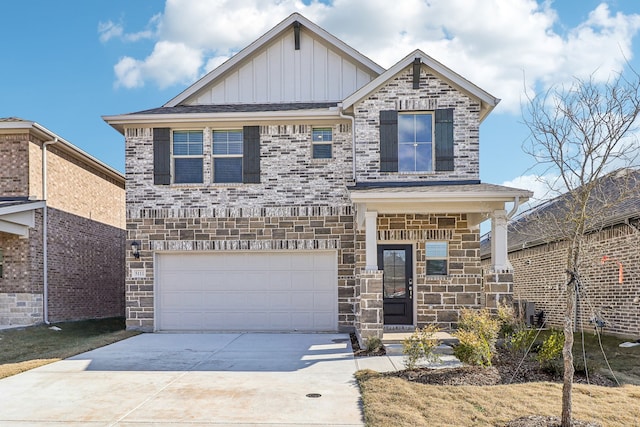 view of front facade with a garage