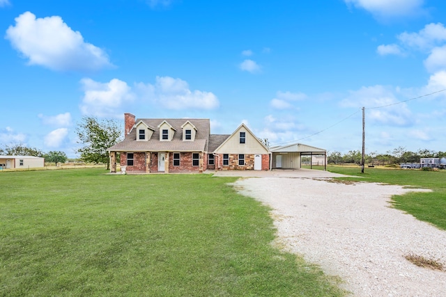 view of front of home featuring a front yard