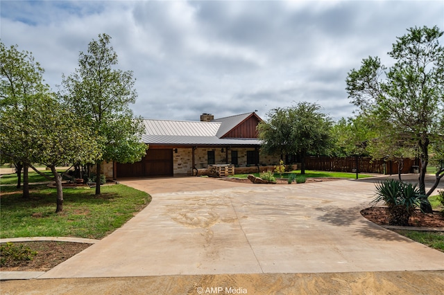 view of front of home featuring a garage