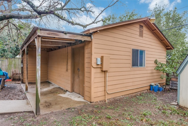 view of outdoor structure