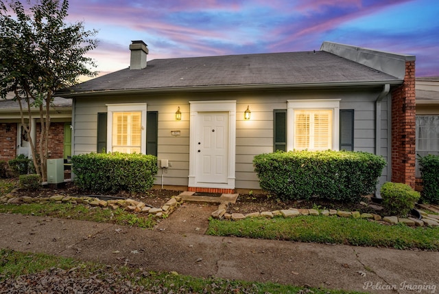 view of front of house