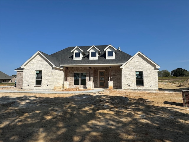 view of front facade