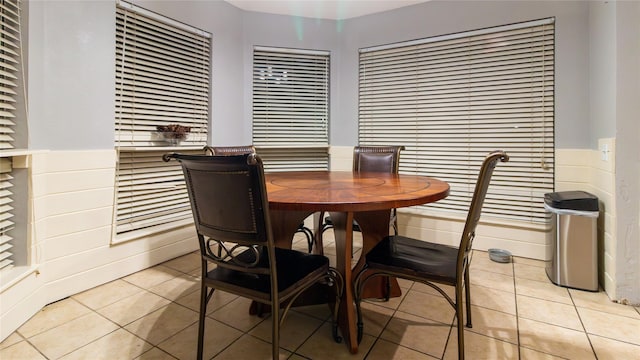 dining room featuring light tile patterned flooring