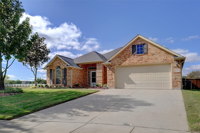 view of front of property with a front lawn