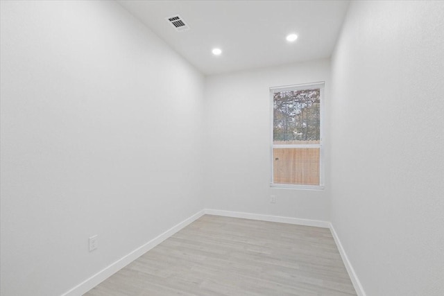 empty room featuring light hardwood / wood-style flooring